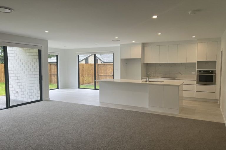 Photo of property in 16 Layla Place, Katikati, 3178