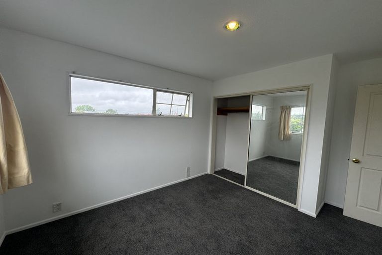 Photo of property in 2/209 Withells Road, Avonhead, Christchurch, 8042