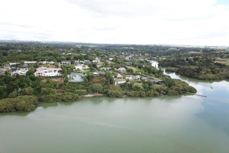 Photo of property in 82 Riverview Road, Kerikeri, 0230