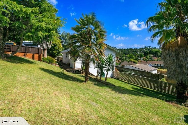 Photo of property in 51 Manuka Road, Bayview, Auckland, 0629
