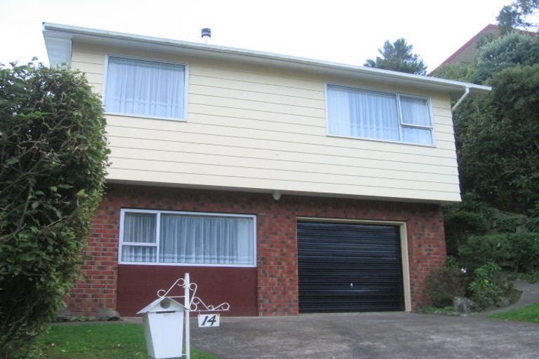 Photo of property in 14 Brora Crescent, Papakowhai, Porirua, 5024