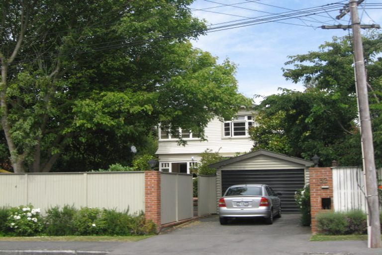 Photo of property in 32 Weston Road, St Albans, Christchurch, 8052