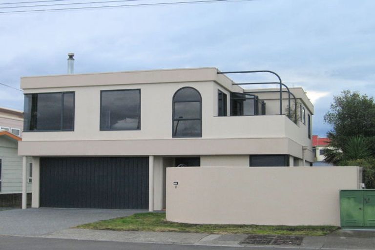Photo of property in 18 Meeanee Quay, Westshore, Napier, 4110