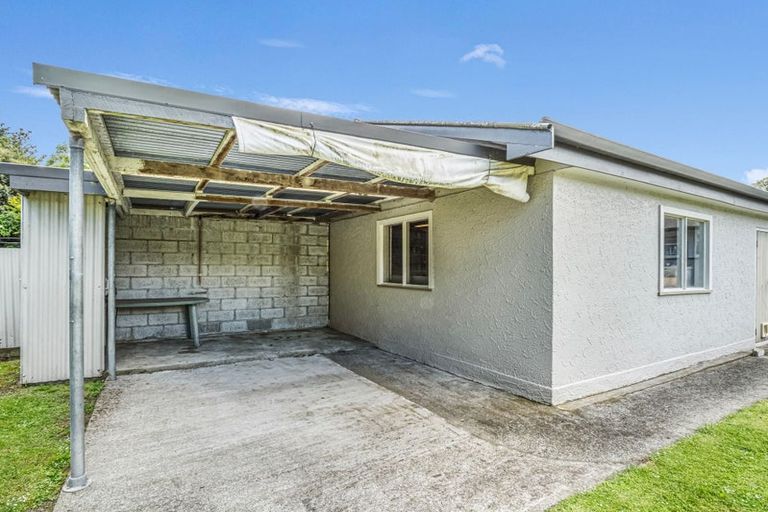 Photo of property in 22 Snowdon Avenue, Terrace End, Palmerston North, 4410