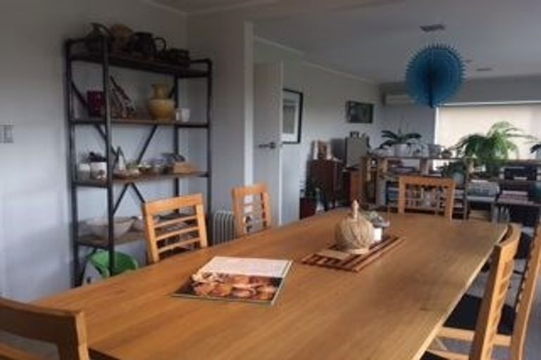 Photo of property in 2/13 Kiri Place, Mairangi Bay, Auckland, 0630