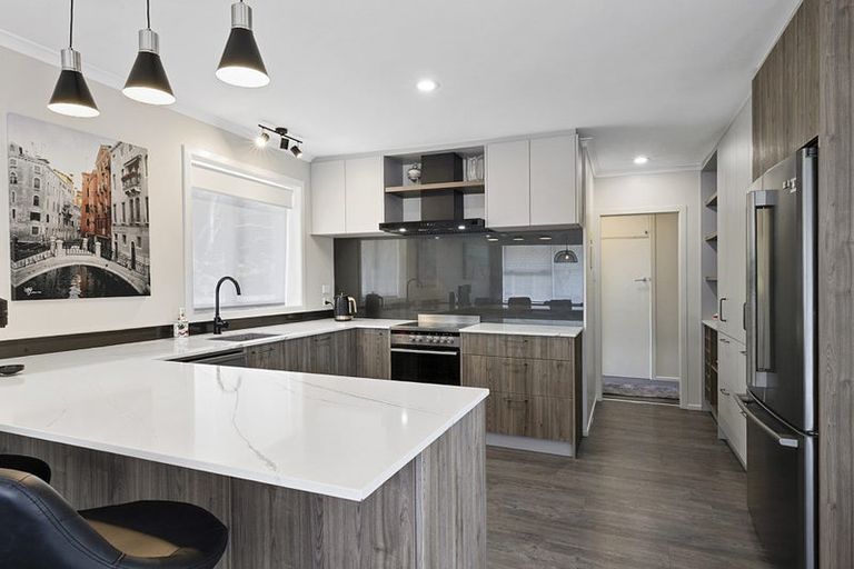 Photo of property in 54a Doralto Road, Frankleigh Park, New Plymouth, 4310