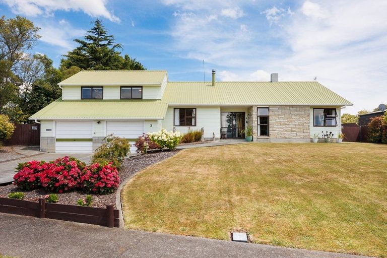 Photo of property in 3 Tennent Court, Marton, 4710