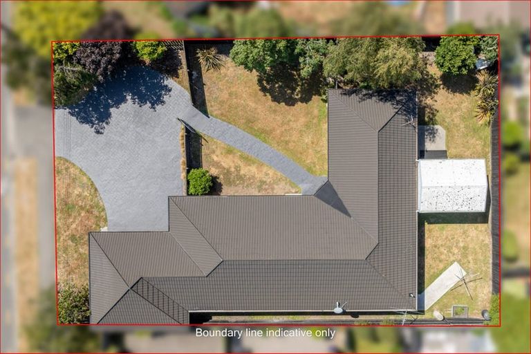 Photo of property in 146 Burwood Road, Burwood, Christchurch, 8083