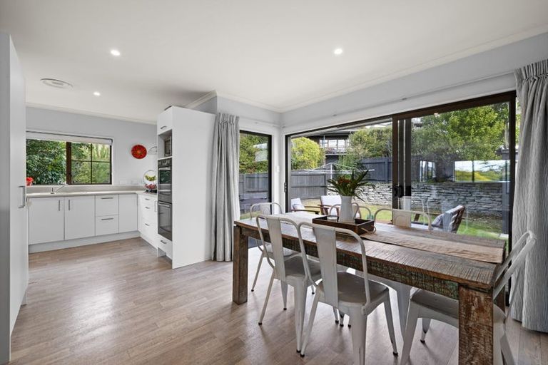 Photo of property in 10 Ritchie Place, Havelock North, 4130