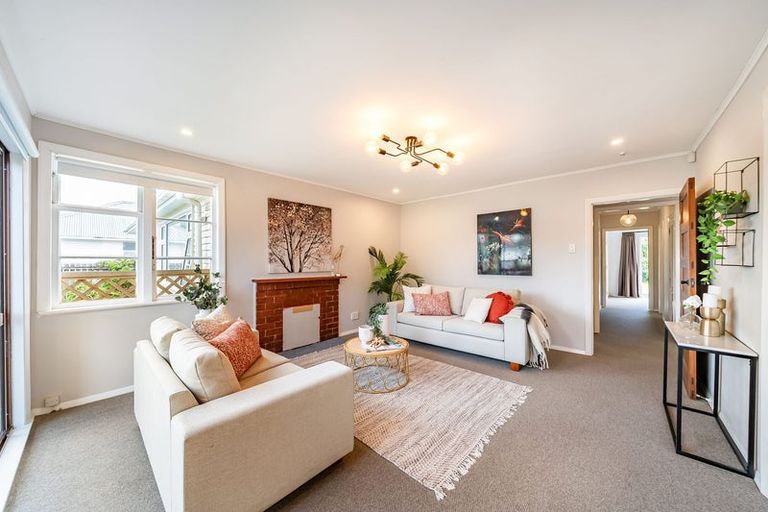 Photo of property in 18 Atiawa Crescent, Waiwhetu, Lower Hutt, 5010