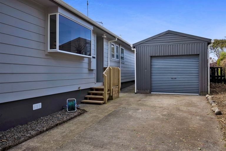 Photo of property in 3 Trimble Place, Bell Block, New Plymouth, 4312