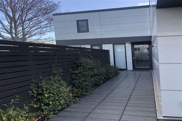 Photo of property in 26b Peterborough Street, Christchurch Central, Christchurch, 8013