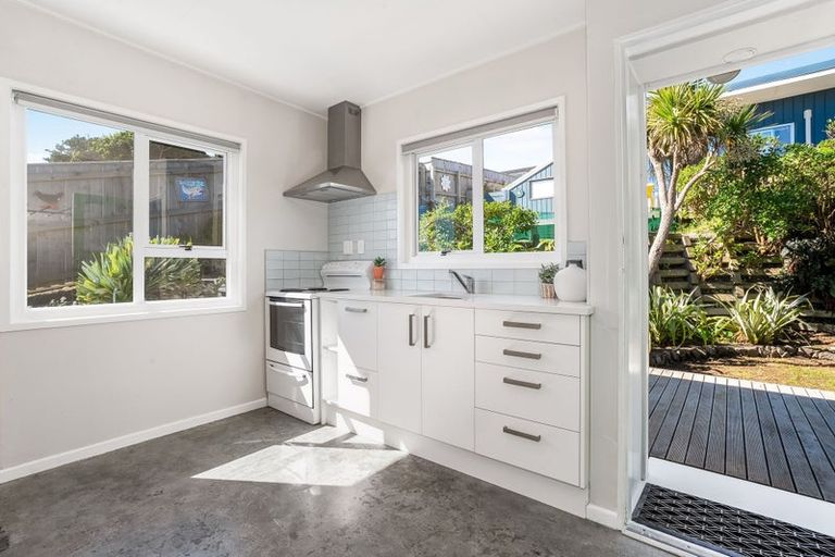 Photo of property in 1/24 Lambley Road, Titahi Bay, Porirua, 5022