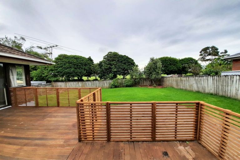 Photo of property in 15 Meadowland Drive, Somerville, Auckland, 2014