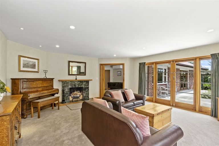 Photo of property in 271 Rangiora Woodend Road, Waikuku, Kaiapoi, 7691