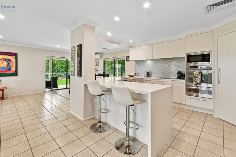Photo of property in 114 Colombo Road, Waiuku, 2123