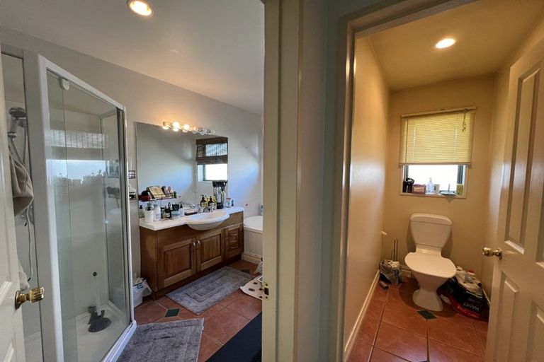 Photo of property in 103a Middlepark Road, Sockburn, Christchurch, 8042