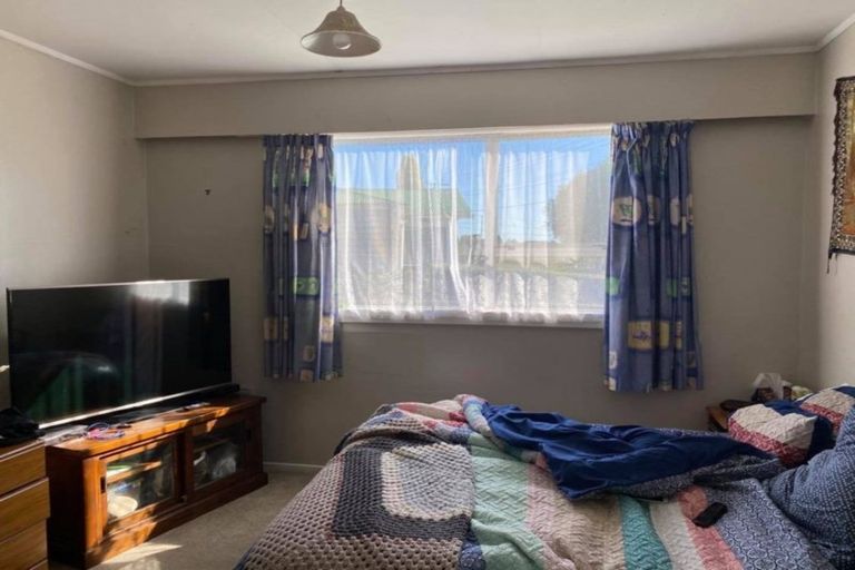 Photo of property in 49 Collingwood Street, Eltham, 4322