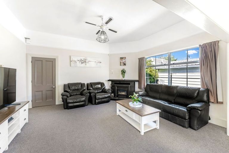 Photo of property in 62 Northcote Road, Northcote, Christchurch, 8052