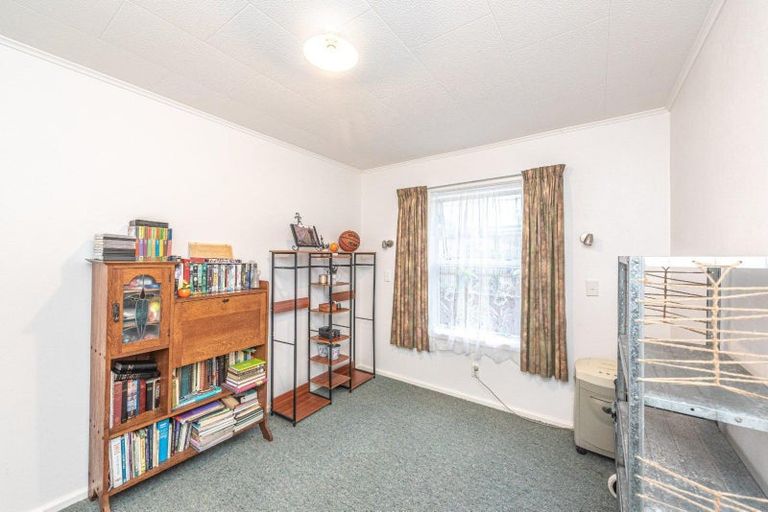 Photo of property in 30 Seafront Road, Castlecliff, Wanganui, 4501