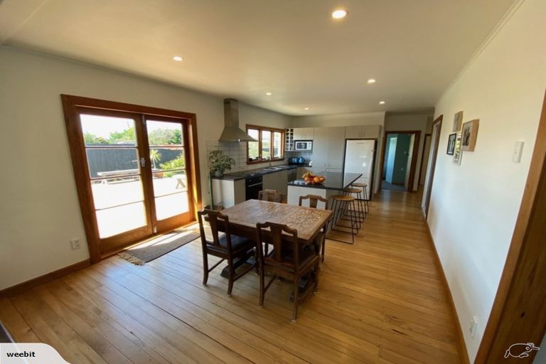 Photo of property in 1 Watson Street, Westport, 7825