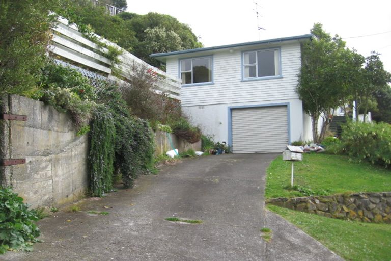 Photo of property in 1 Saville Row, Johnsonville, Wellington, 6037