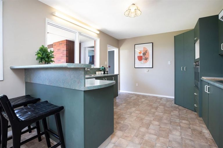 Photo of property in 42 Dunster Street, Burnside, Christchurch, 8053