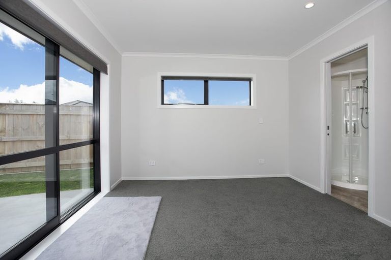 Photo of property in 17 Oldfield Lane, Marton, 4710