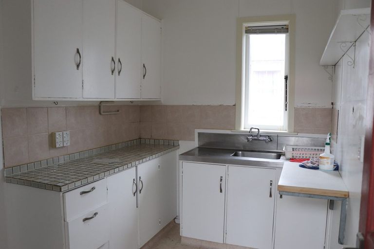 Photo of property in 42 Monorgan Road, Strathmore Park, Wellington, 6022