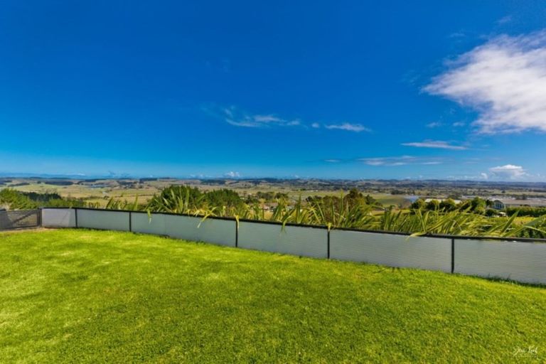 Photo of property in 80 Wishart Road, Helensville, 0875