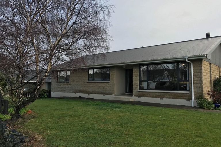 Photo of property in 65 Viscount Road, Waldronville, Dunedin, 9018