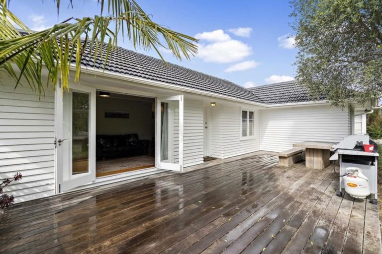 Photo of property in 32 Stanaway Street, Hillcrest, Auckland, 0627