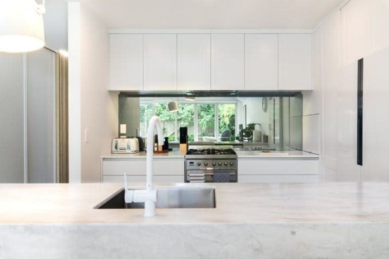 Photo of property in 15 Randall Street, Richmond, Christchurch, 8013