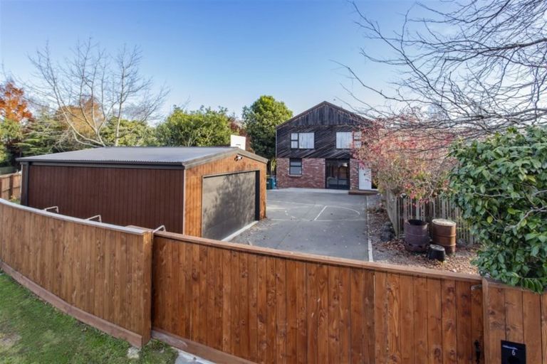 Photo of property in 6 Woodfield Place, Woodend, 7610