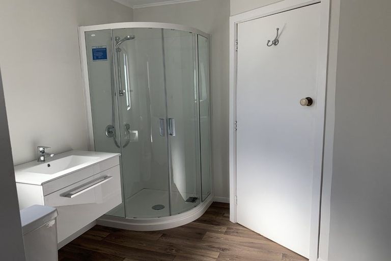 Photo of property in 70 Toi Street, Otaki Beach, Otaki, 5512