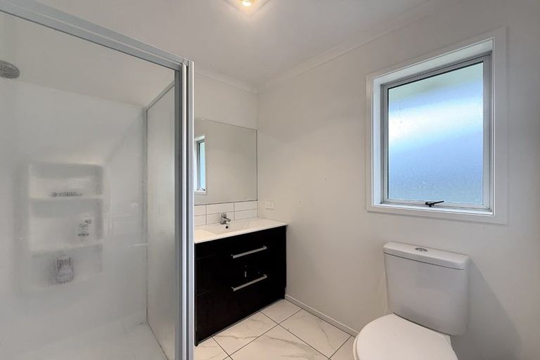 Photo of property in 7 Shearwater Lane, Whitby, Porirua, 5024