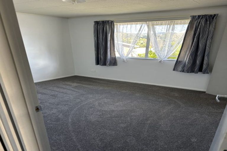 Photo of property in 44a Candia Road, Swanson, Auckland, 0614