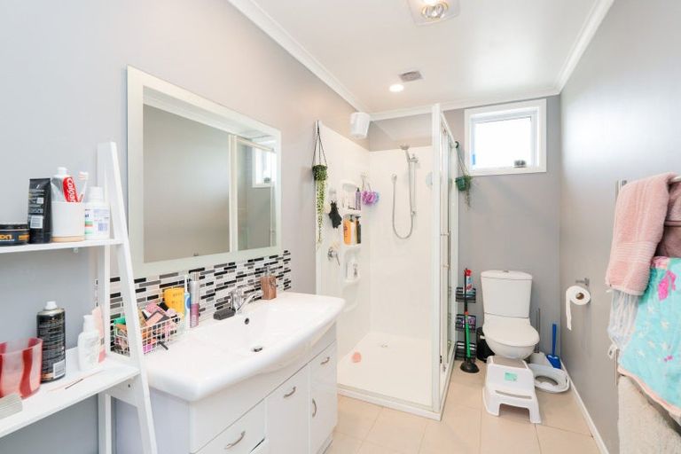 Photo of property in 79 Gerrard Road, Winton, 9783