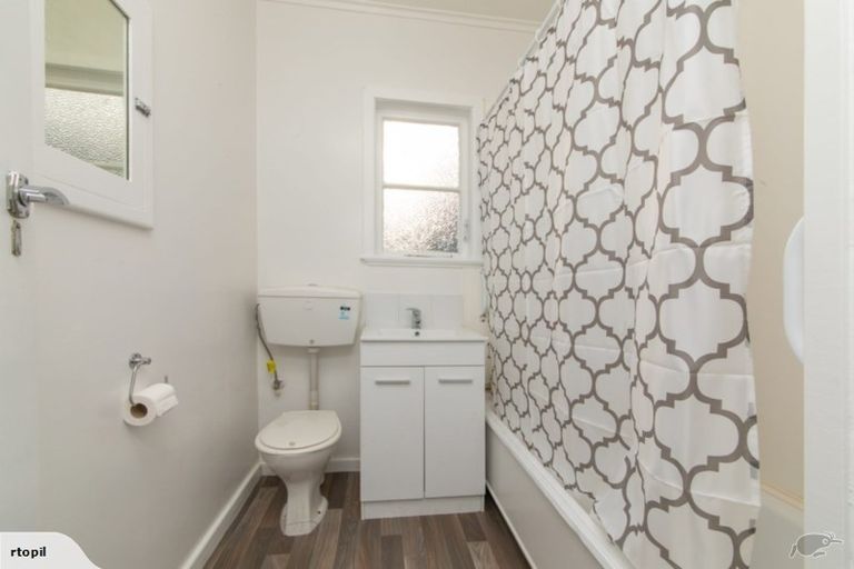 Photo of property in 1/185 Fitzherbert Avenue, West End, Palmerston North, 4410