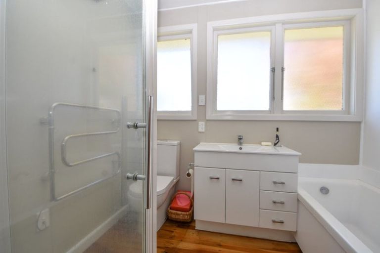 Photo of property in 23 Chester Road, Clareville, Carterton, 5791