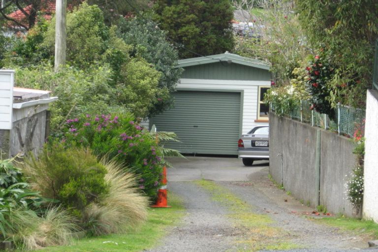 Photo of property in 17 Peace Avenue, Moturoa, New Plymouth, 4310
