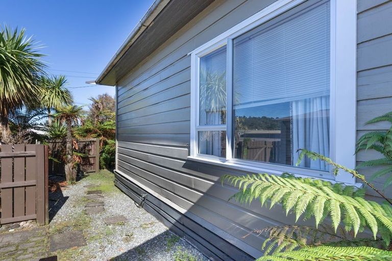 Photo of property in 6 Ward Street, Runanga, 7803