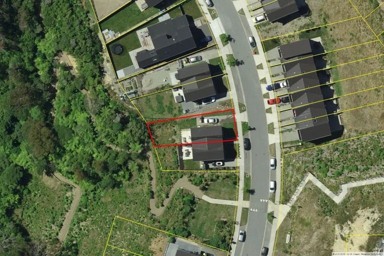 Photo of property in 18 Holystone Road, Whitby, Porirua, 5024