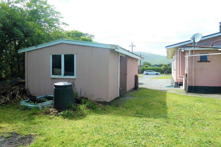 Photo of property in 22 Doyle Street, Blaketown, Greymouth, 7805