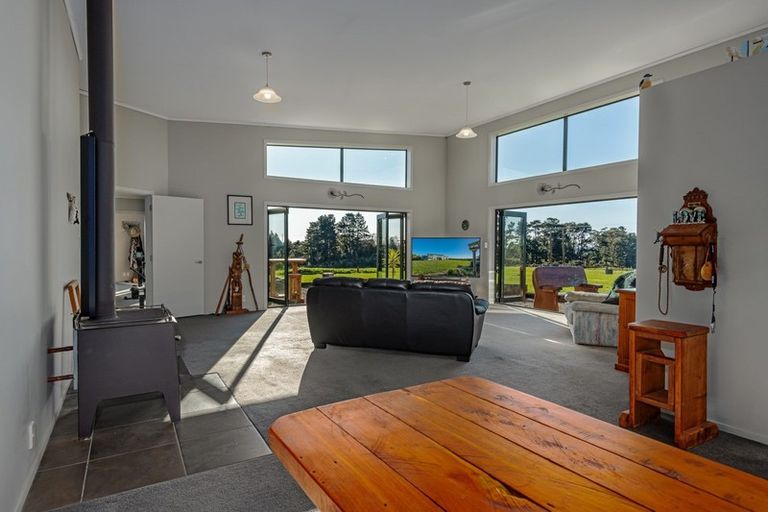 Photo of property in 254 Kaihinau Road, Shannon, Palmerston North, 4474