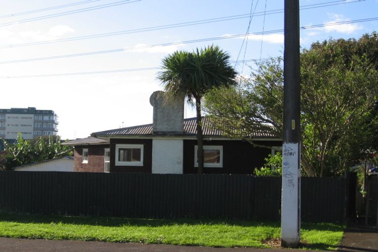 Photo of property in 88 Clayton Avenue, Otara, Auckland, 2023