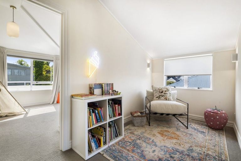 Photo of property in 61 Palmerston Road, Birkenhead, Auckland, 0626