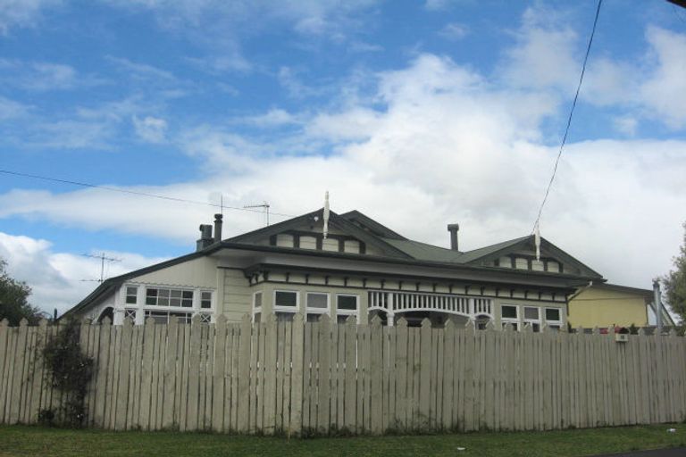 Photo of property in 16 Stephenson Street, Blenheim, 7201