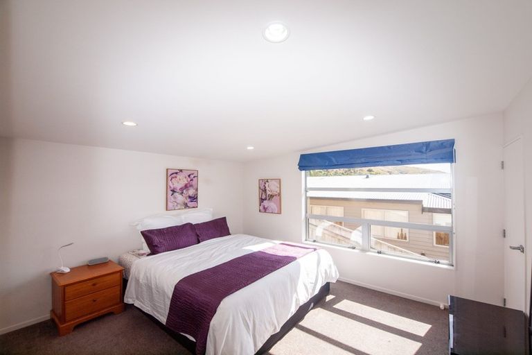 Photo of property in 44 Erlestoke Crescent, Churton Park, Wellington, 6037