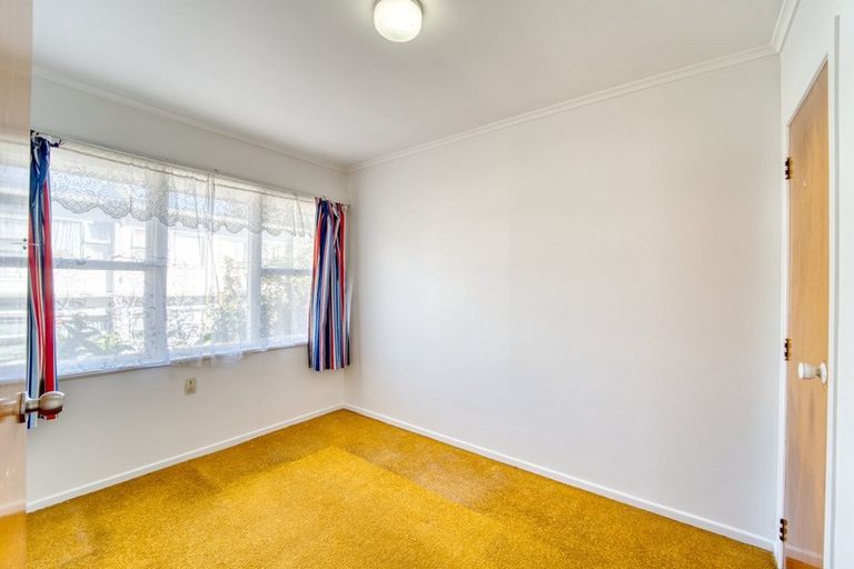 Photo of property in 1/6 Arabi Street, Sandringham, Auckland, 1041